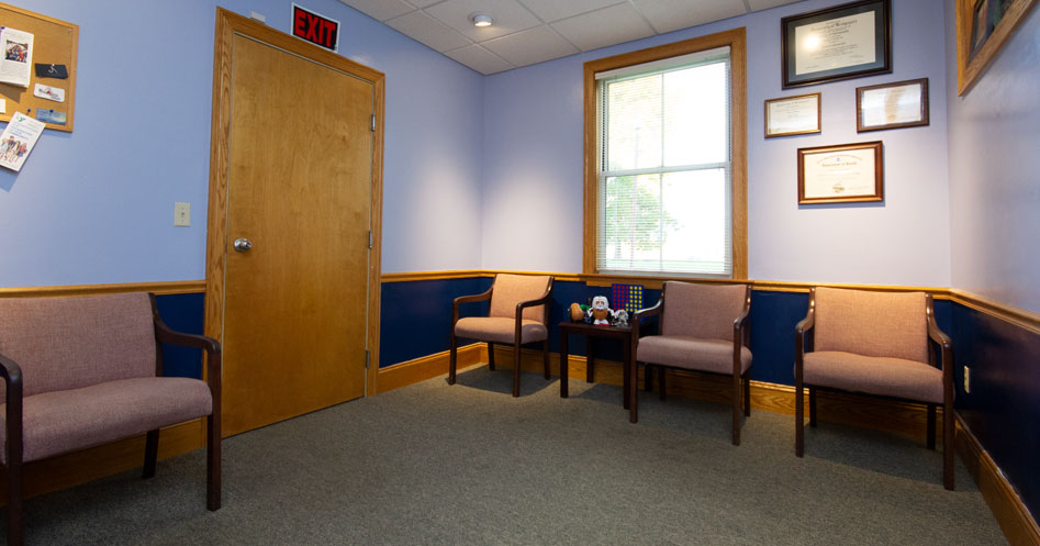 Lincoln Chiropractic's office is a comfortable space for healing and wellness